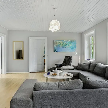 Holiday home Tjornebygaard *